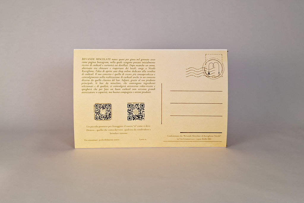 Confezione regalo anniversario per brindisi a due con box cocktail