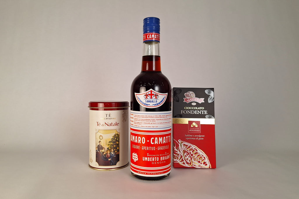 Confezione di Natale con tè della Drogheria Carpano e cioccolato Massera e amaro Camatti