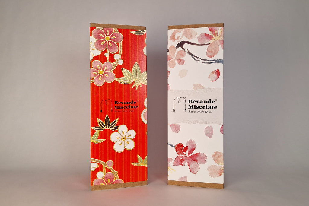 Bottiglia di sake Junmai Daiginjo Heiwa shuzo con confezione regalo Bevande Miscelate a tema giapponese.